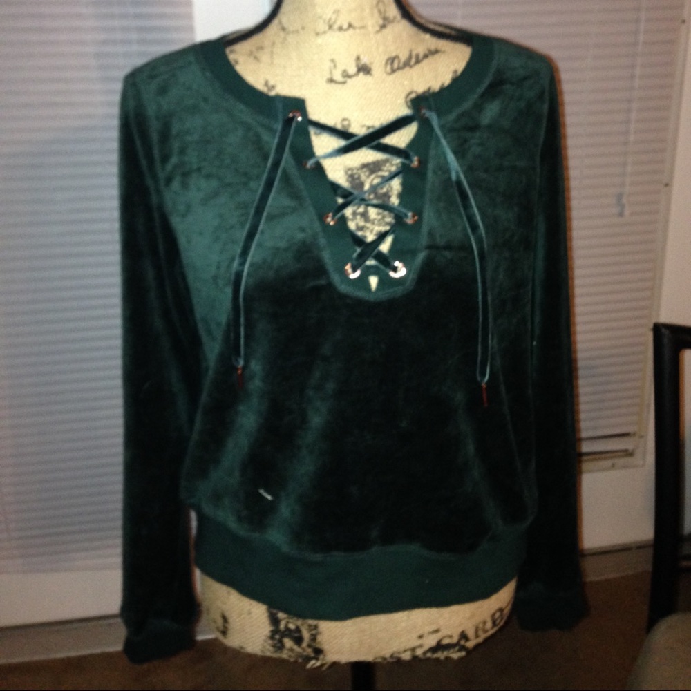 Lace up green sweatshirt